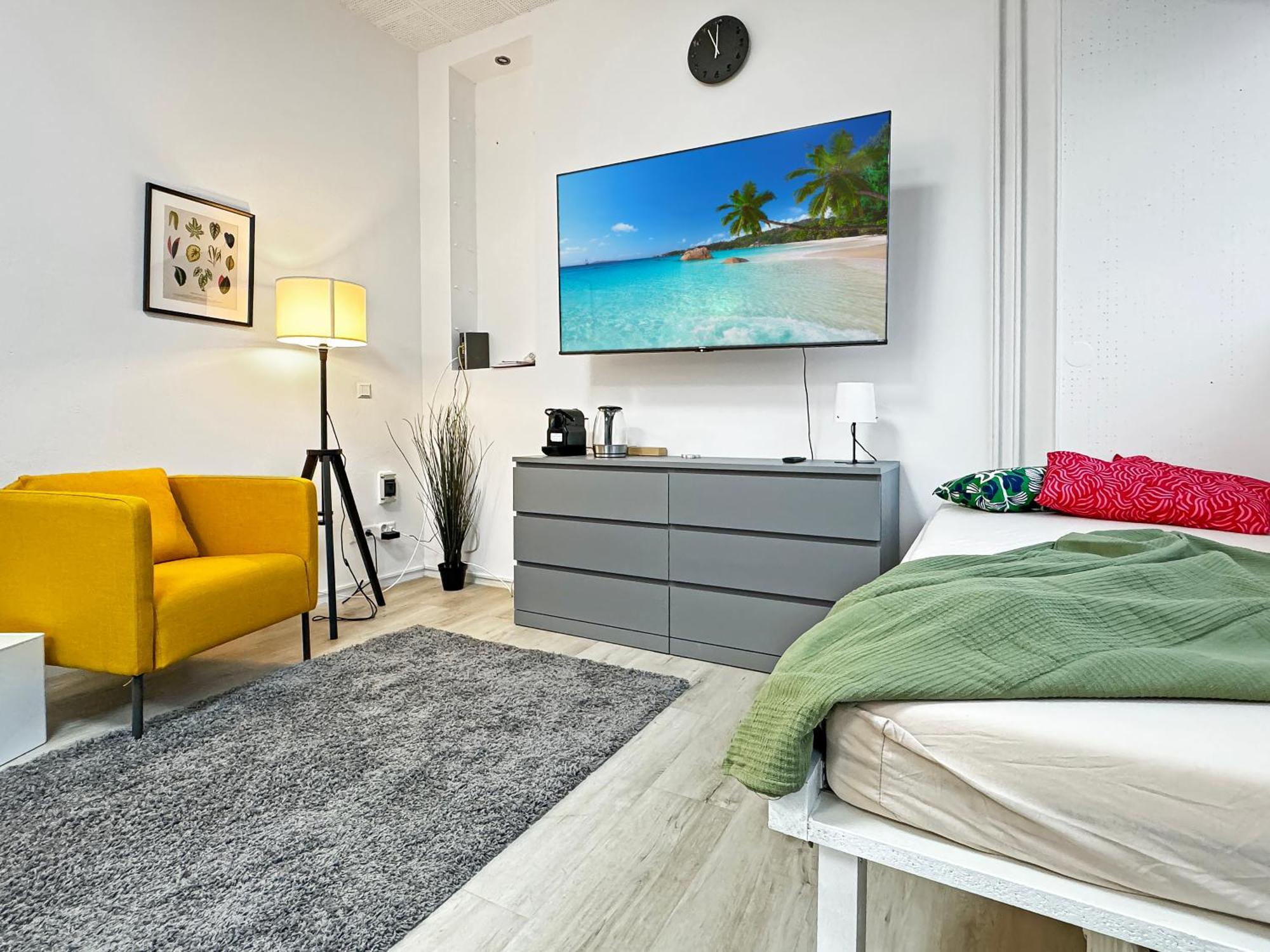 2 Zimmer Apartment Fuer 6 P, 15 Min Zum Flughafen 埃斯林根 外观 照片